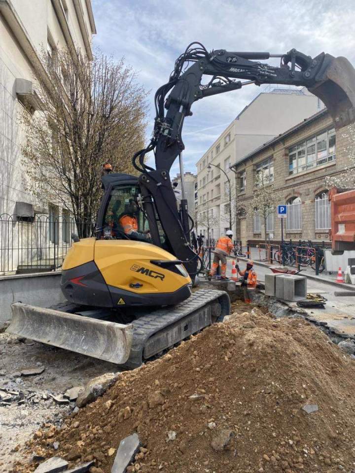 Réparation de route en cours Maurecourt