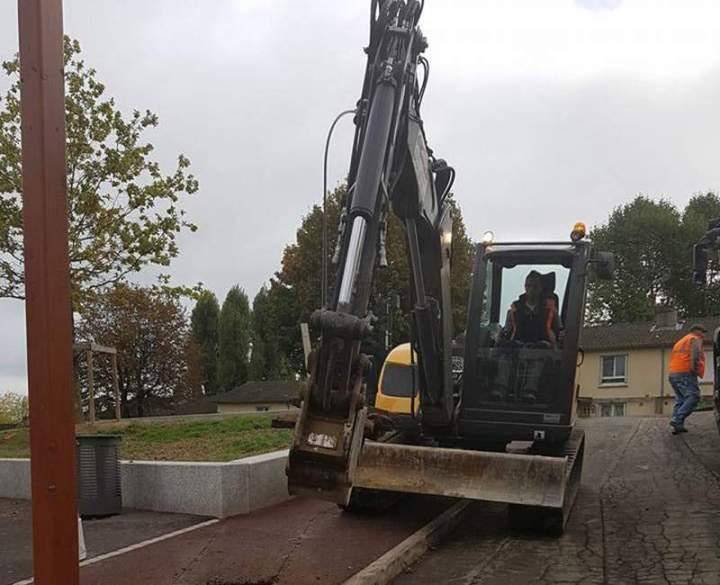 Engin d'assainissement Maurecourt