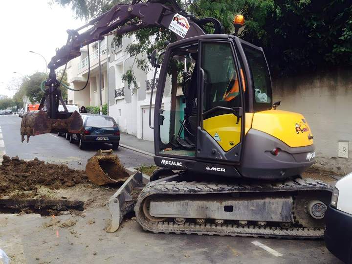 Mini excavateur Maurecourt